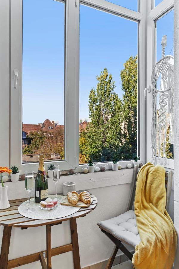City Vibes Apartment ブカレスト エクステリア 写真